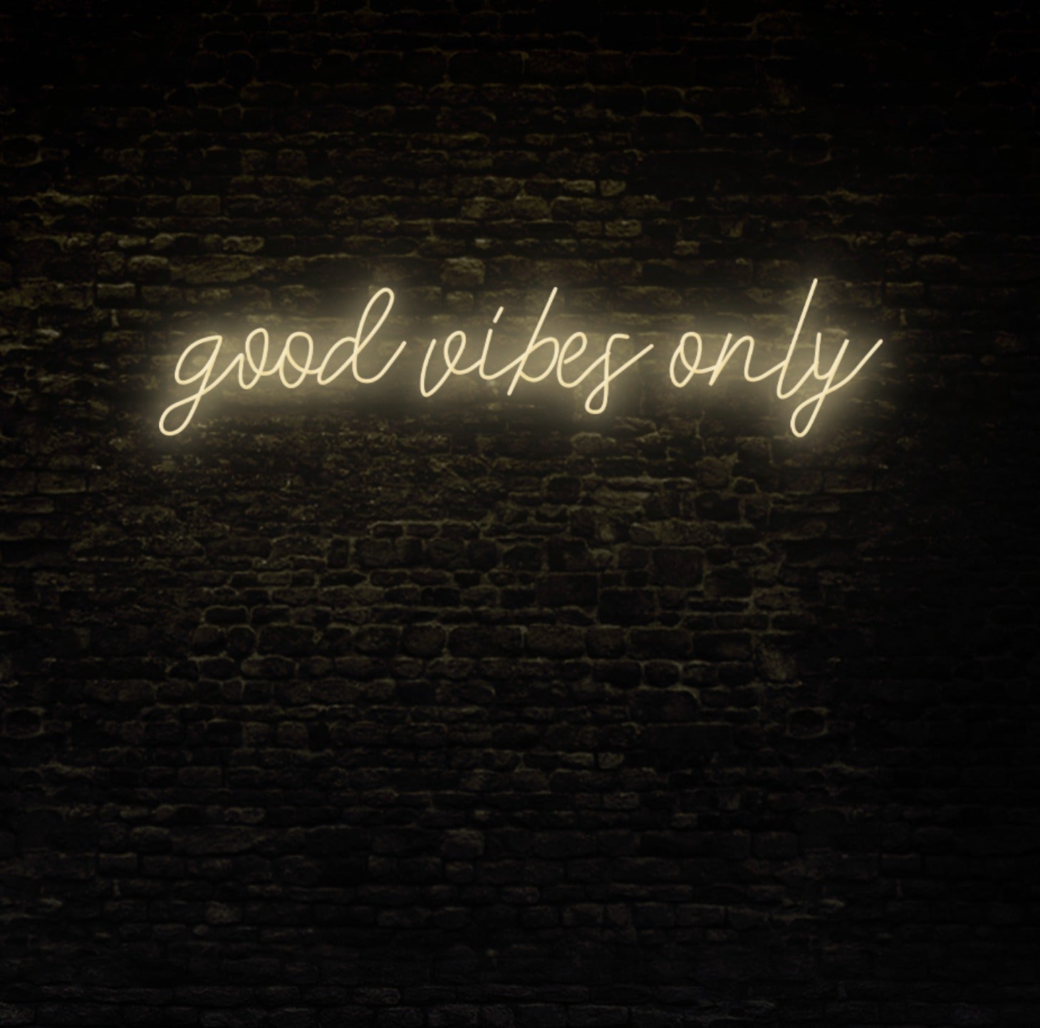 "Good Vibes Only" LED Neon Schriftzug - NEONEVERGLOW