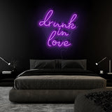 "Drunk in Love " LED Neon Sign Schriftzug - NEONEVERGLOW