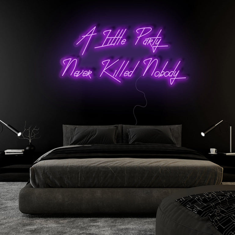 "A Little Party" LED Neon Sign Schriftzug - NEONEVERGLOW