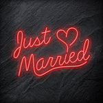 "Just Married" LED Neon Schriftzug - NEONEVERGLOW