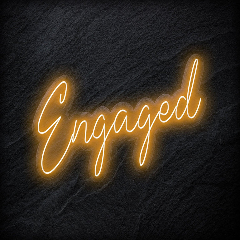 "Engaged" LED Neon Sign Schriftzug - NEONEVERGLOW