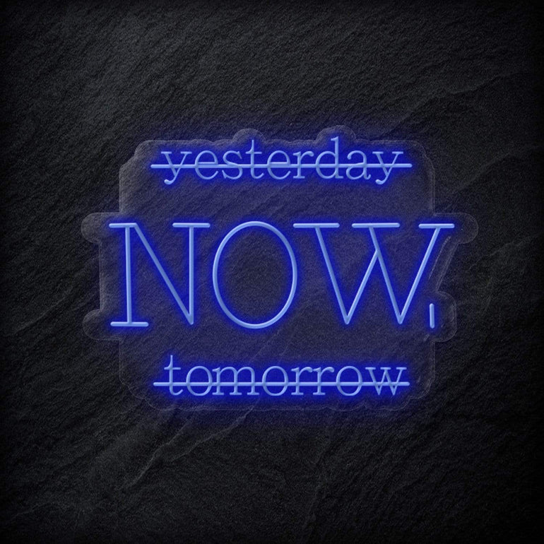 "Yesterday Now" LED Neon Schriftzug - NEONEVERGLOW